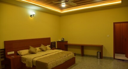Gowtham Stay Inn Room Type - Premium Family Room (A/C)