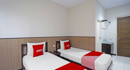 Hotel O Anugerah Room Type - Deluxe Twin Room
