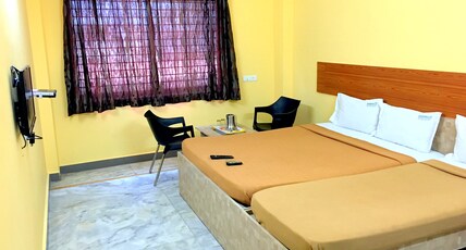 Dhanawantri Comforts Room Type - Standard - 3Bed