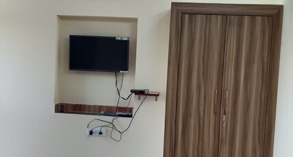 Hotel Yuvraj Nature Room Type - Ac Deluxe Double Bed Room