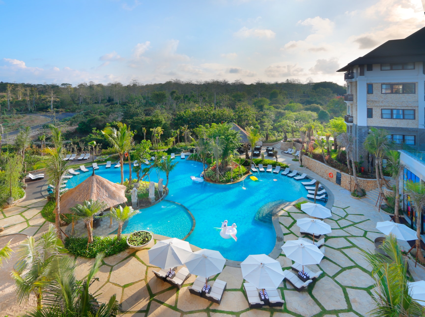 Royal Tulip Springhill Resort Jimbaran - CHSE Certified - Tap to explore photos