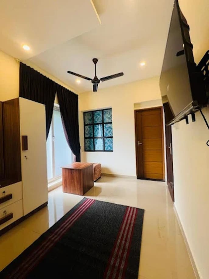 Alleppey Beach Inn - Tap to explore photos