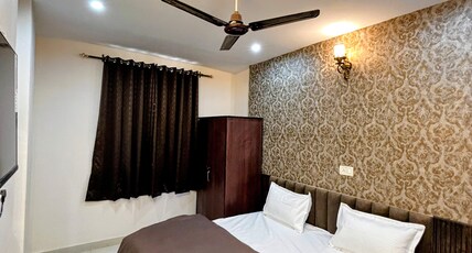Hotel New Prime Room Type - Deluxe Room