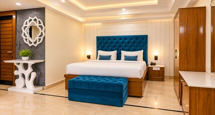 Hotel Shivraj Mussoorie(In- house Parking) Room Type - Super Deluxe Room Hotel Shivraj Mussoorie(In- house Parking) Room Type - Super Deluxe Room