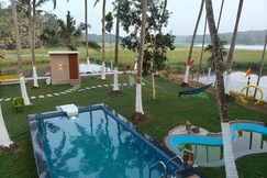 Aaram Kumaramangalam Lake Villa