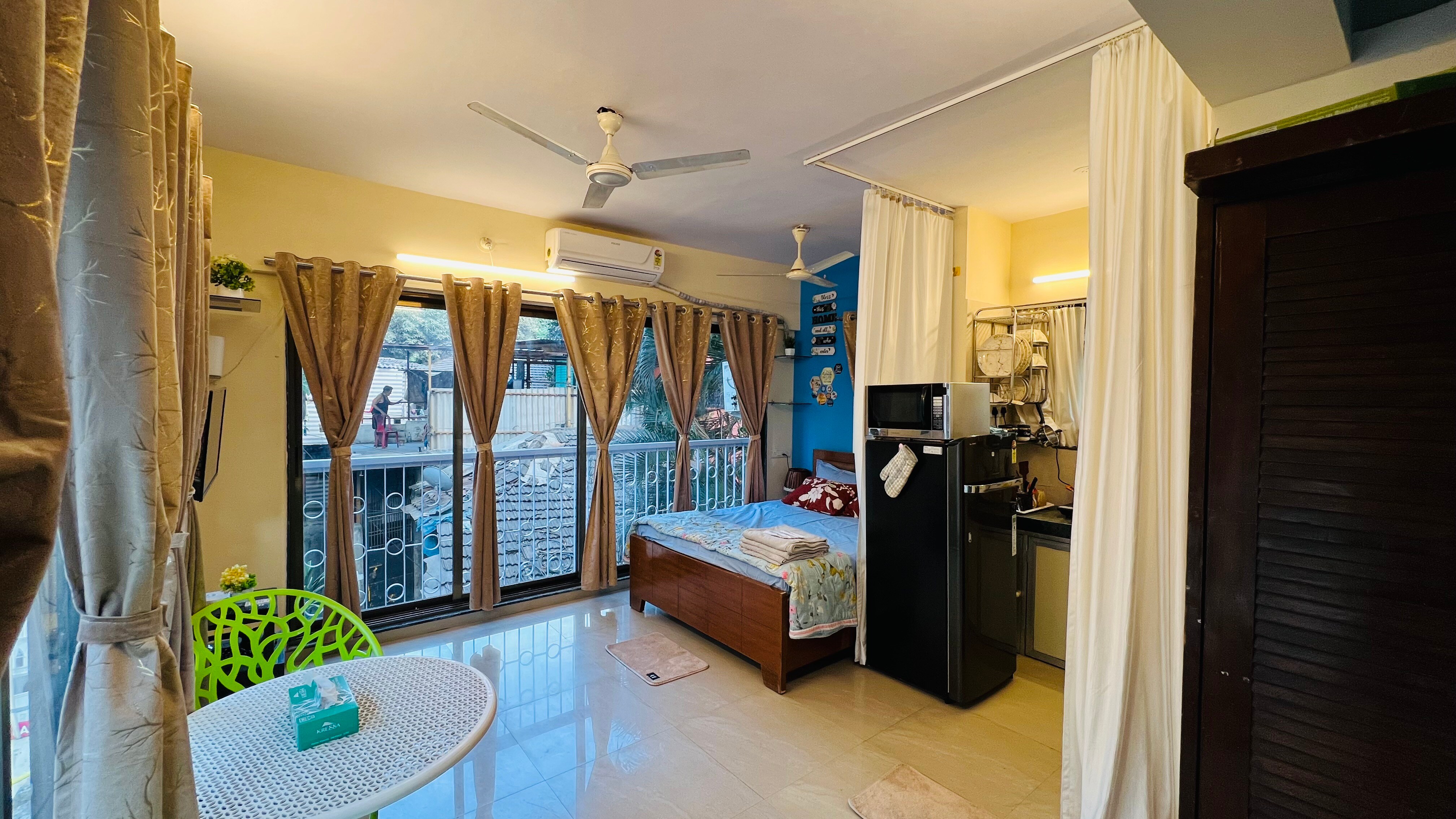 Avira Studio Private Stay for Couples Solo - Tap to explore photos
