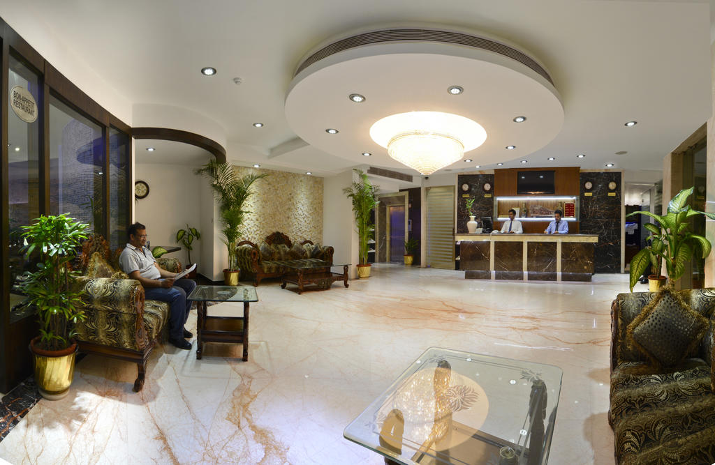 Main gallery