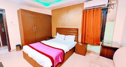 Hotel Royal Castle Room Type - Deluxe room