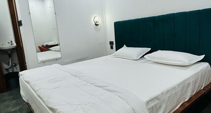 M HYATT KOSGI Room Type - Premium ac room
