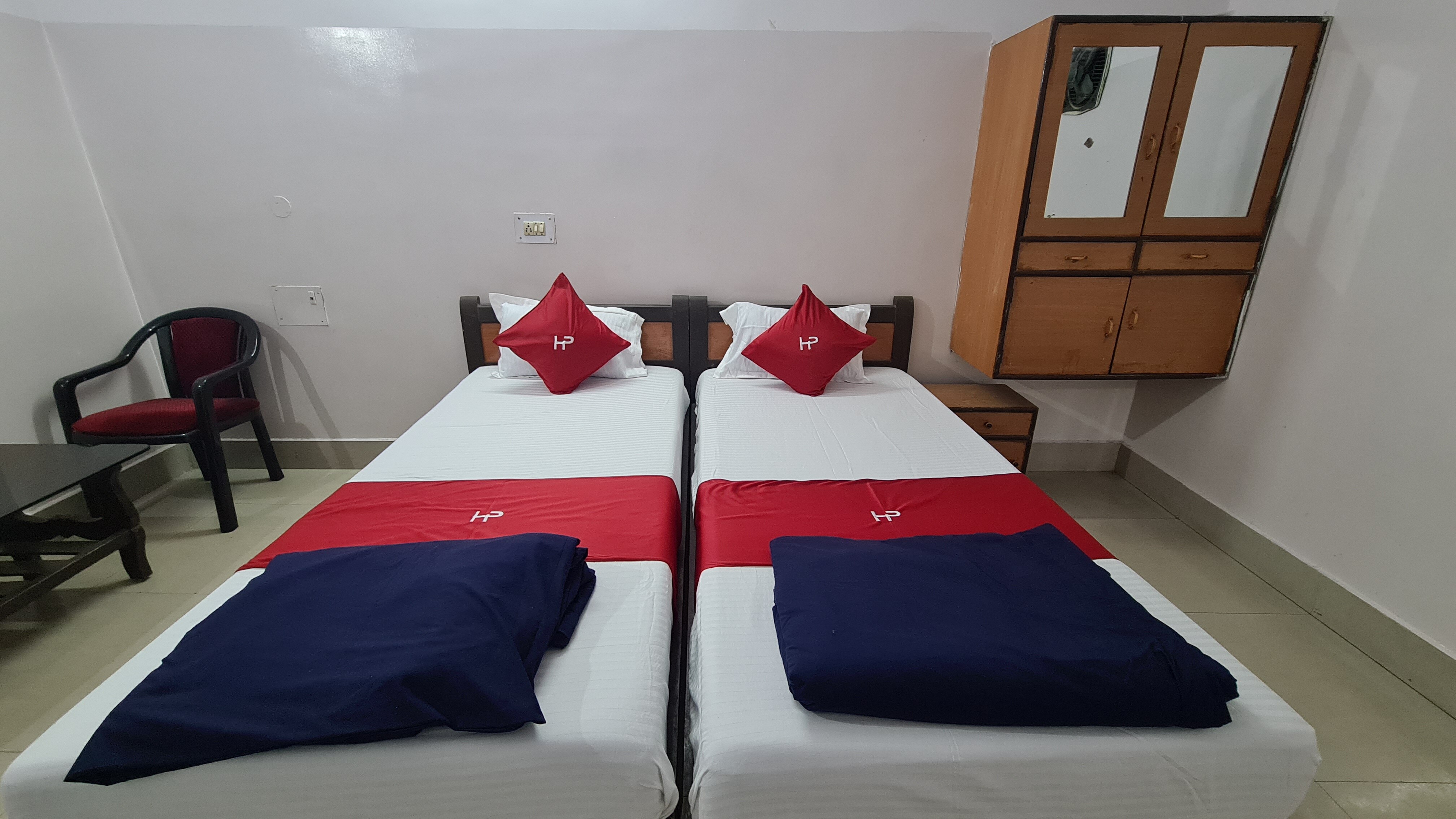 Hotel Prabhat - Tap to explore photos