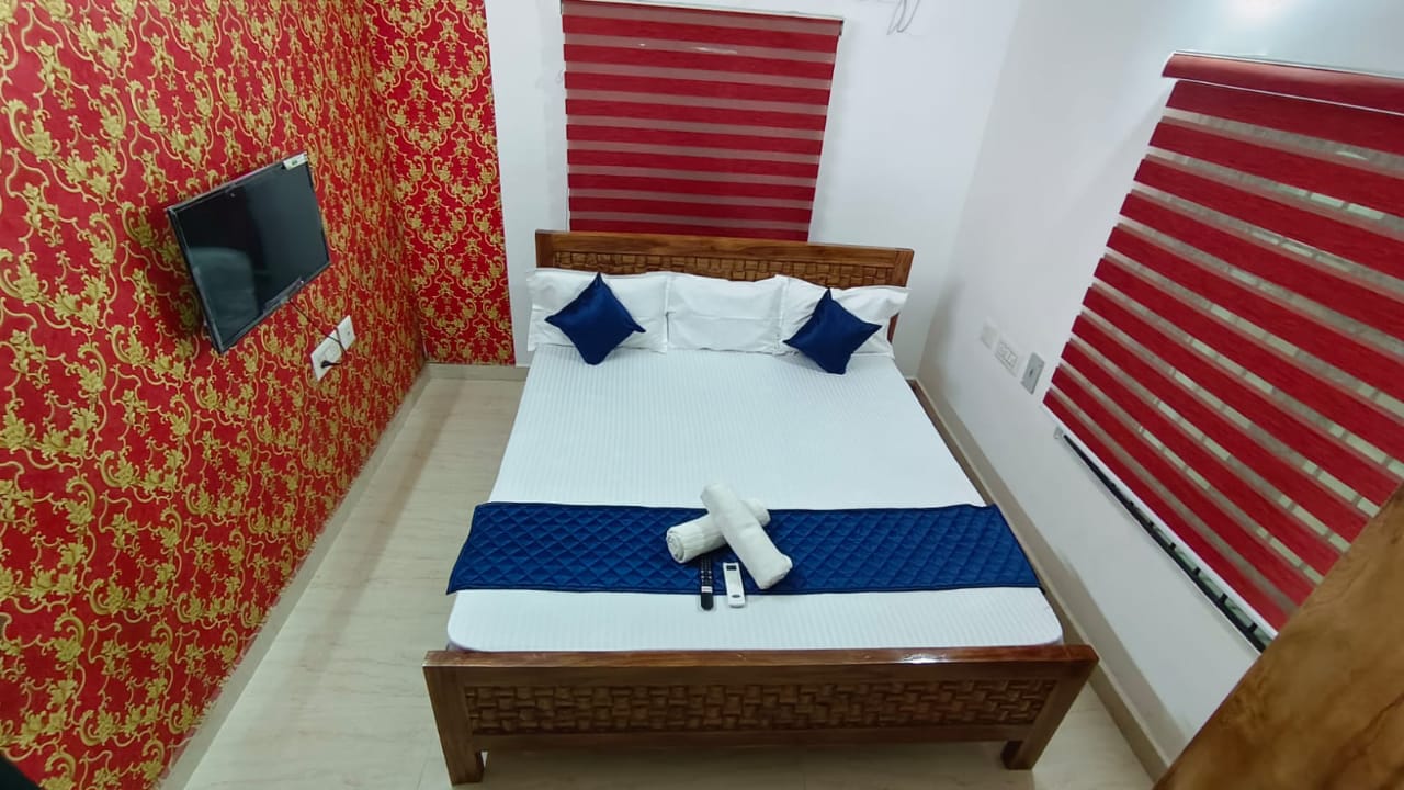 Sangeetha Private Pool Villa - Tap to explore photos