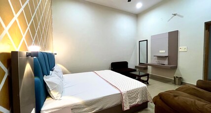Smart Villa Room Type - Deluxe Room