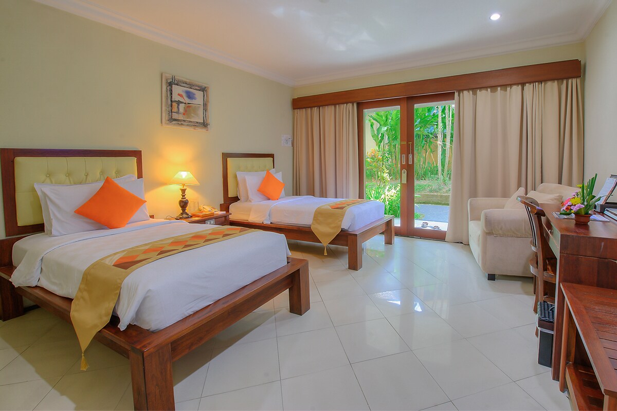 Hotel Vila Lumbung - Tap to explore photos