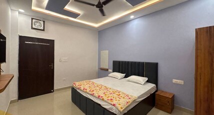 Kanak Bhawan - Near Prem Mandir Room Type - Sweet Room