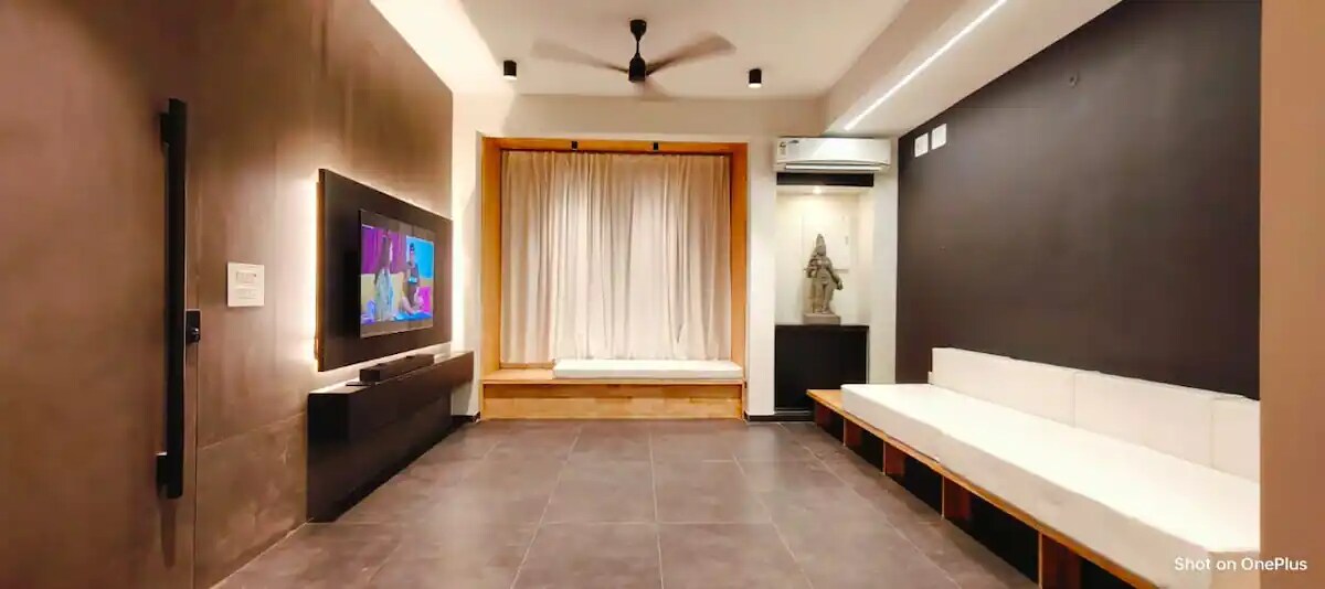 Nirvana 2BHK Duplex Home - Tap to explore photos