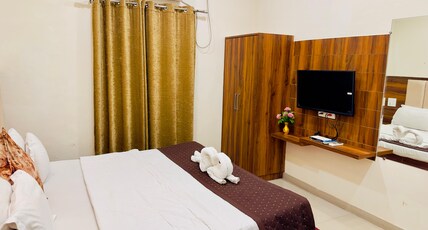 Mithilesh Hotel Room Type - Super Deluxe Room