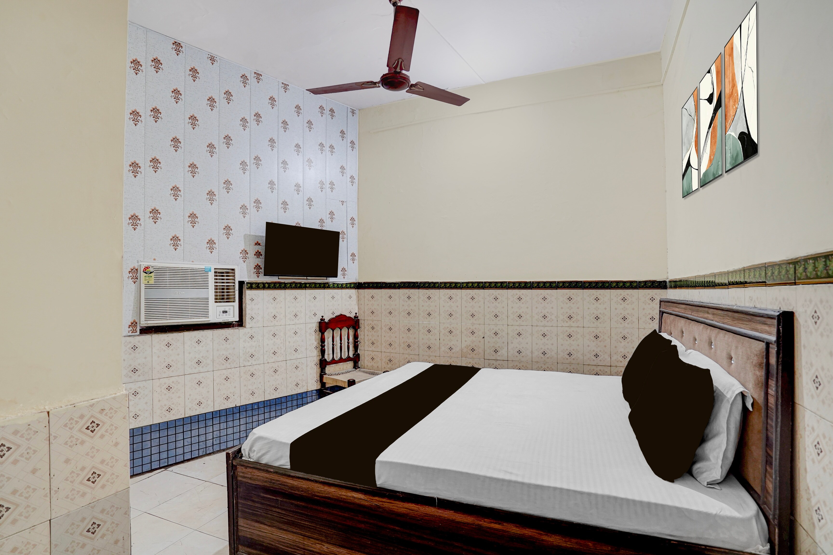 Hotel O Mavi Guest House - Tap to explore photos