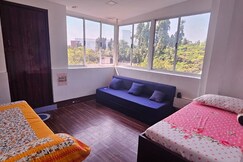 Coral Arch Apartment