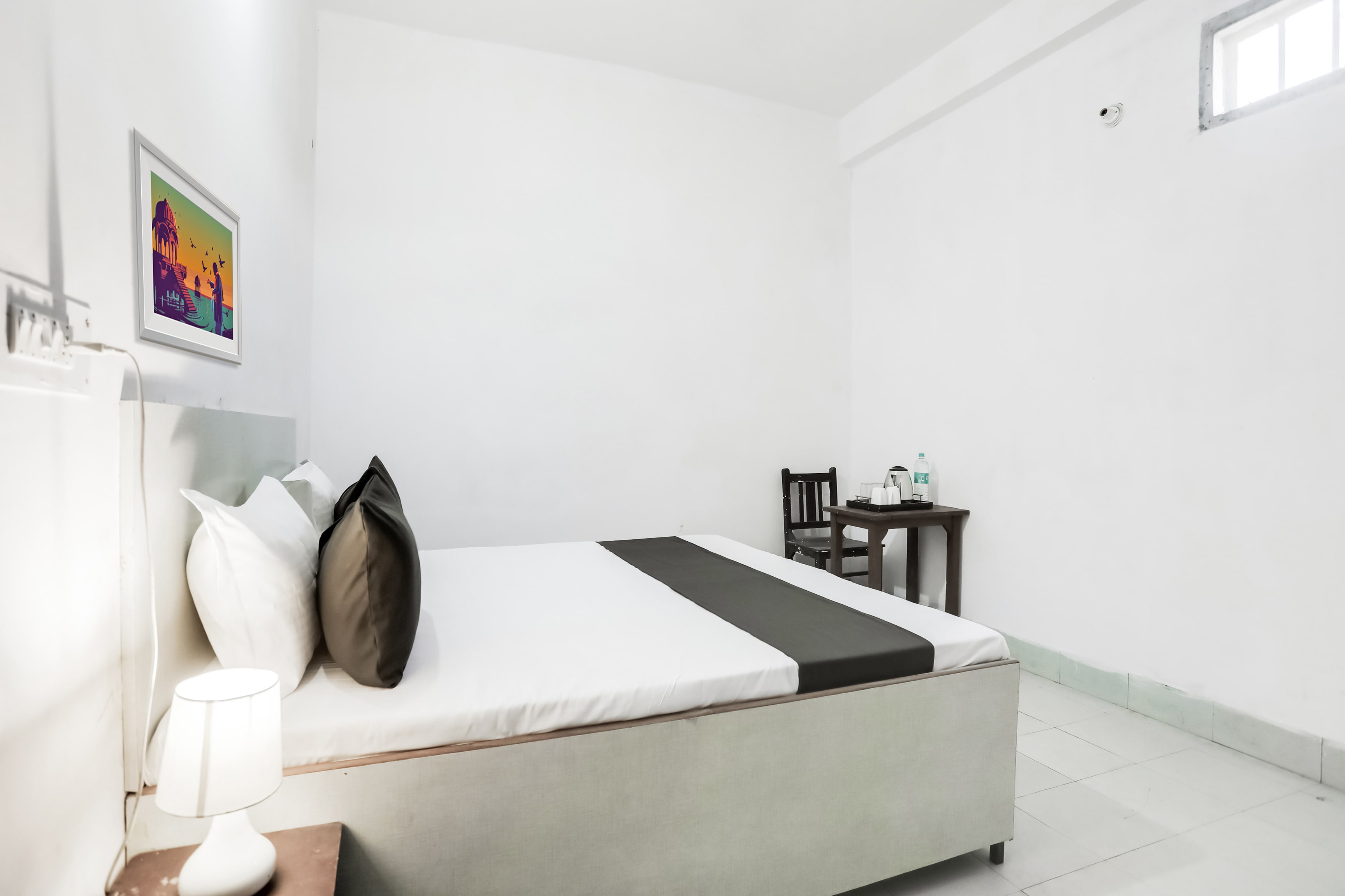 Hotel O Silver Inn - Tap to explore photos