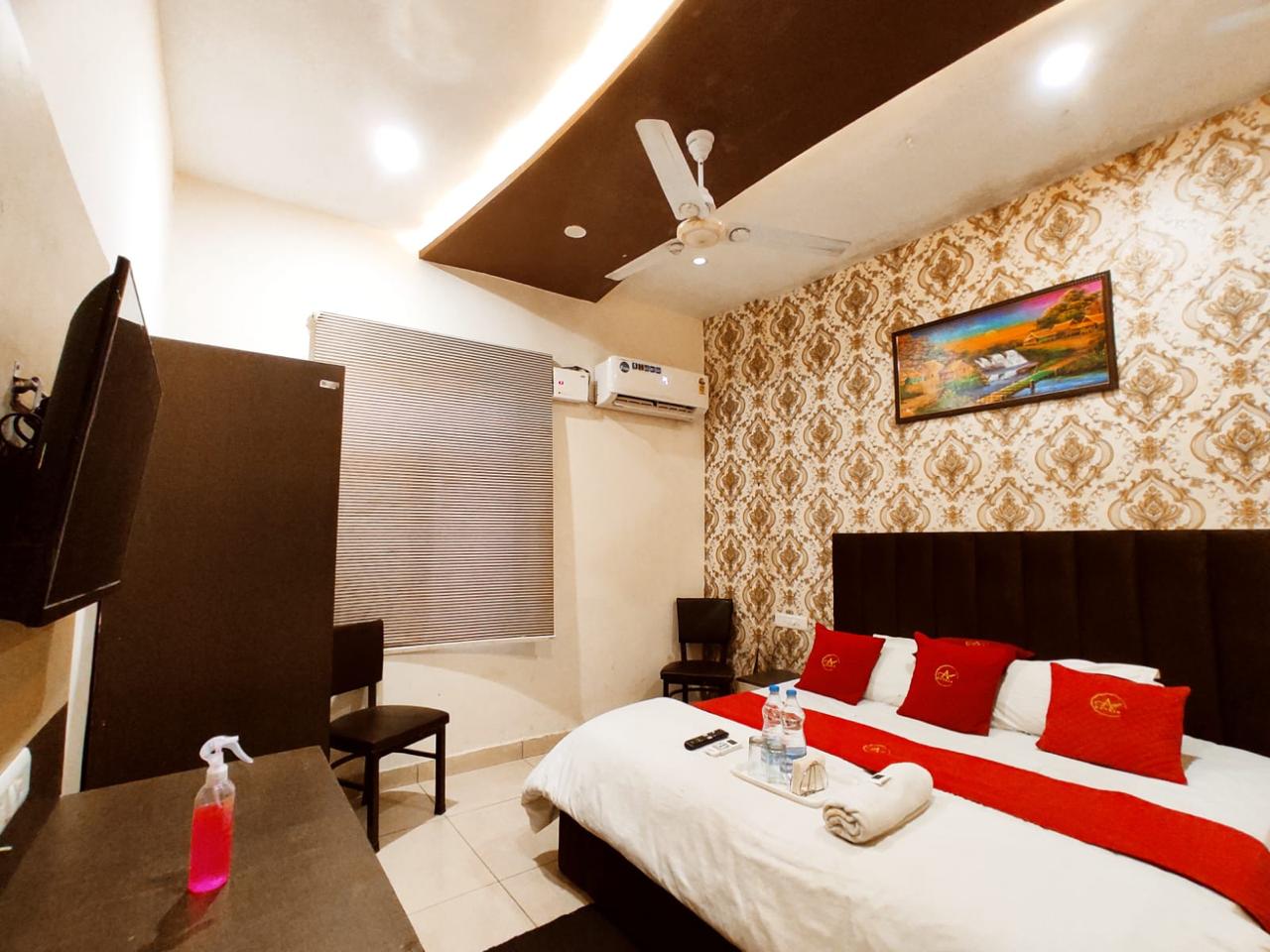 HOTEL ROYAL REGENCY - A Premium Property - Tap to explore photos