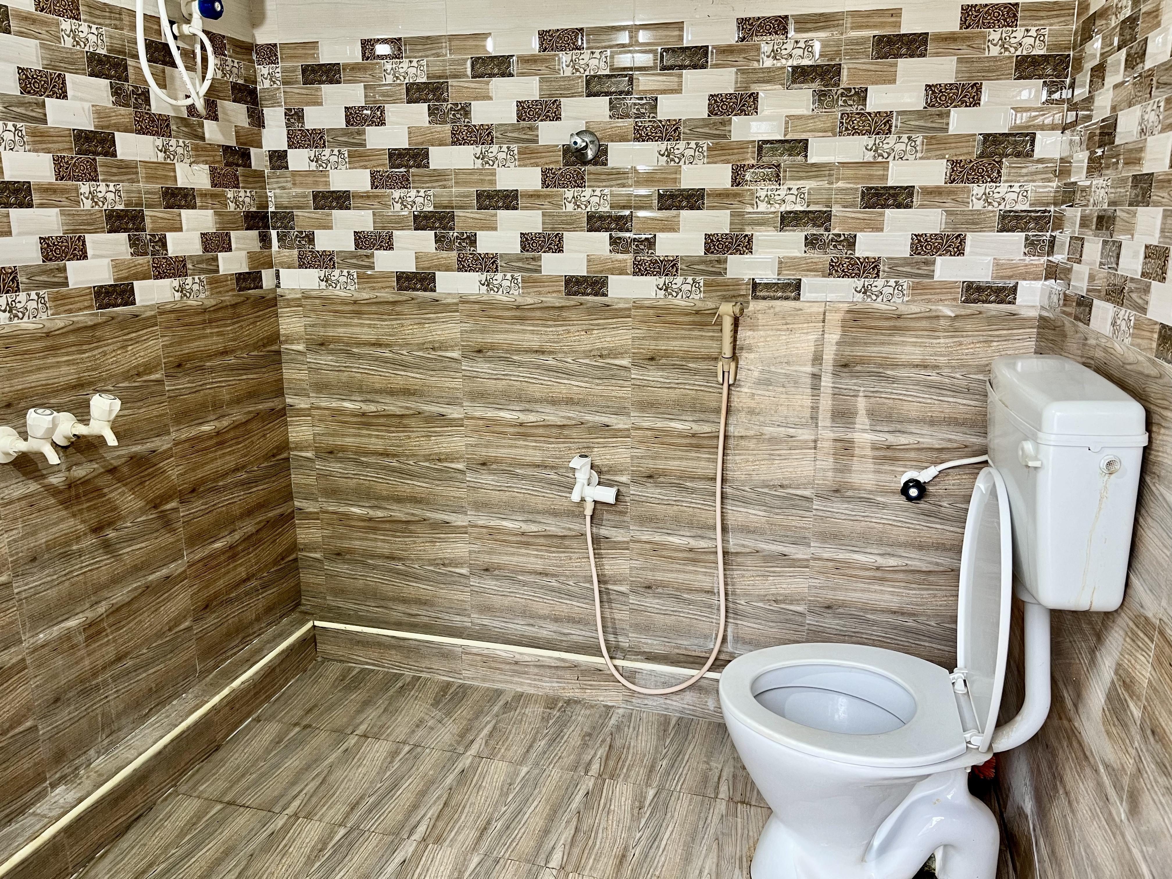 Canterfields - Tap to explore photos