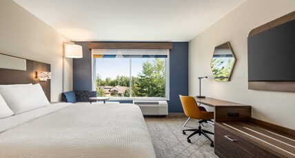 Holiday Inn Express & Suites RHINELANDER Room Type - 1 King Standard
