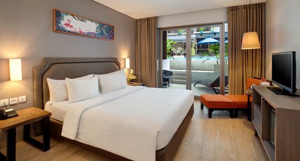 Harper Kuta by Aston Room Type - Deluxe Room, Pool Access Harper Kuta by Aston Room Type - Deluxe Room, Pool Access