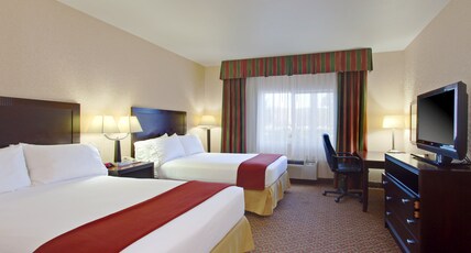 Holiday Inn Express TEMECULA Room Type - 2 Queen Beds Standard