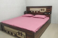 Janakpuri homestay