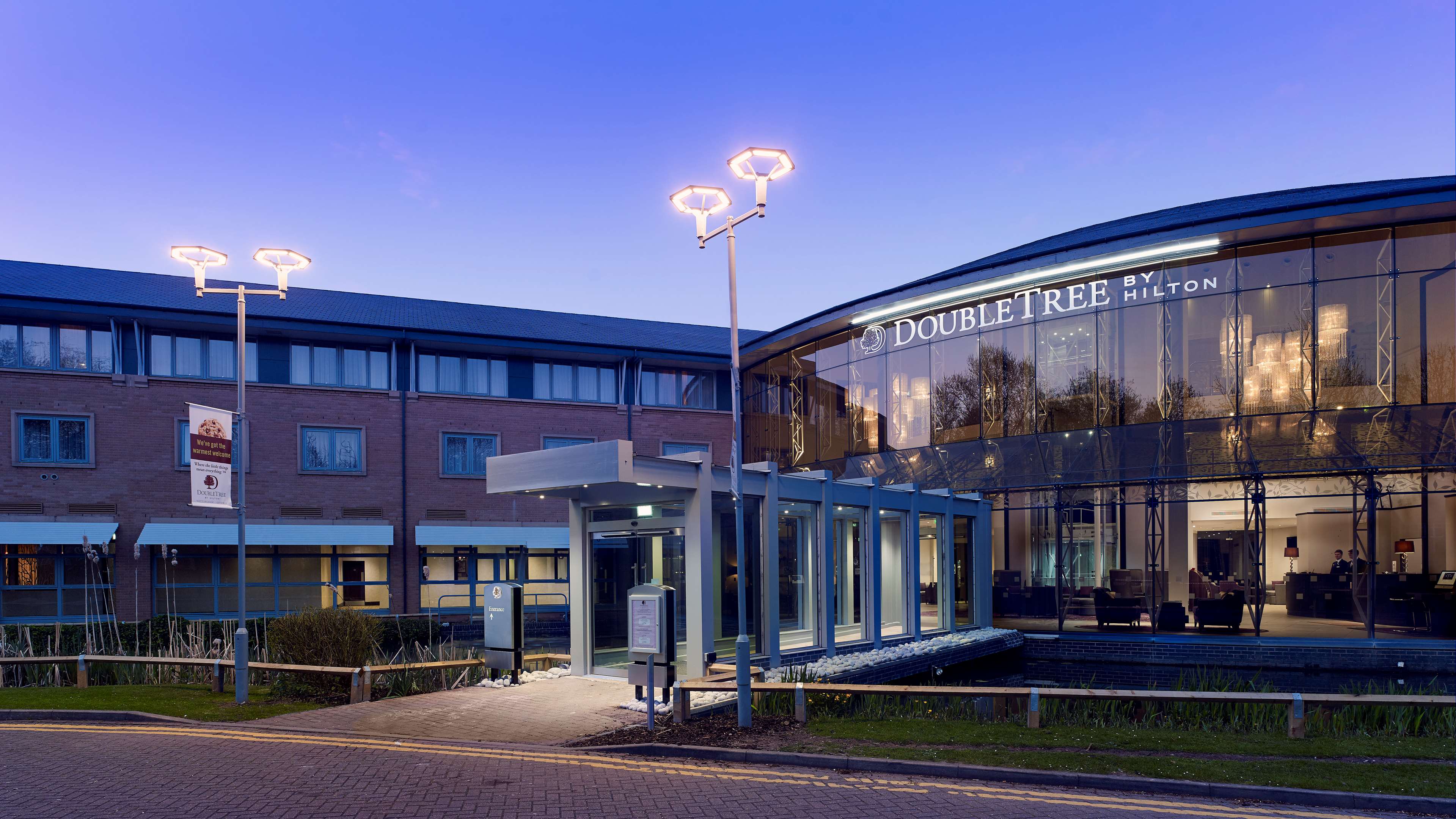 DoubleTree by Hilton Hotel - Nottingham Gateway - Tap to explore photos