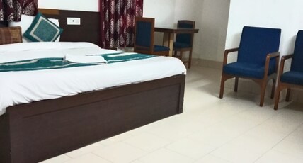 HOTEL VINAYAK & RESTAURANT PAMM Room Type - Luxury AC Room