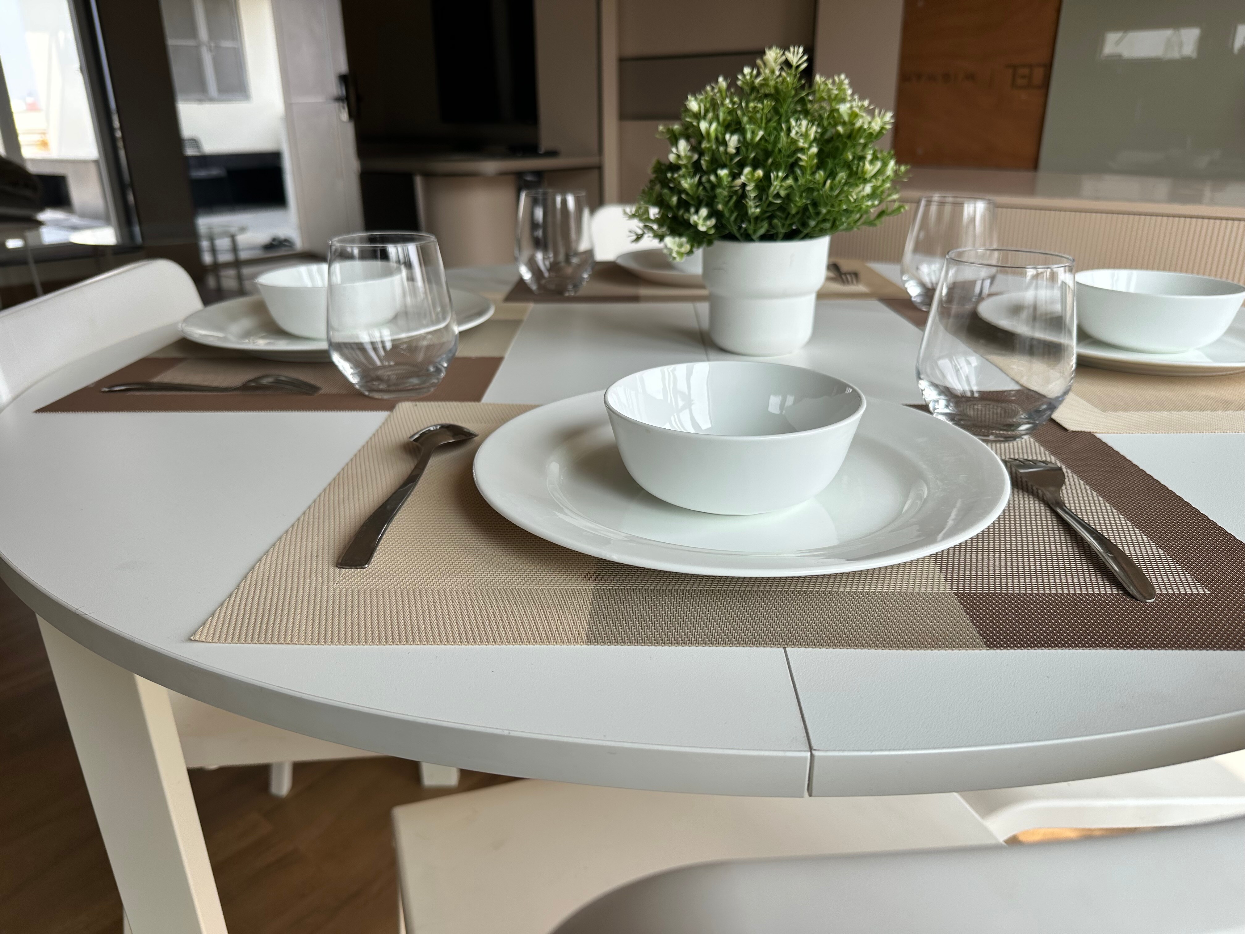 Peaceful 2bhk unit near US consulate - Tap to explore photos