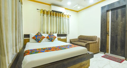 FabHotel Guest O Polis Room Type - Deluxe Room