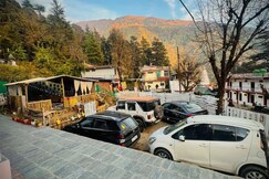 Rahgir Hostel