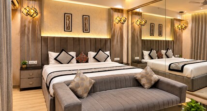 The Origin Suites Room Type - Deluxe King Suite