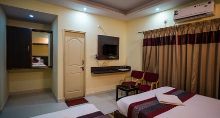 Prakaash Comforts Room Type - Triple AC Room