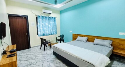 Hotel silver oak Room Type - Deluxe AC