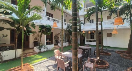 Shankar Hotel Room Type - Double room with balcony