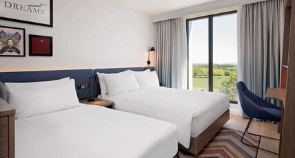 Hampton by Hilton High Wycombe Room Type - QUEEN ROOM WITH SOFA BED Hampton by Hilton High Wycombe Room Type - QUEEN ROOM WITH SOFA BED