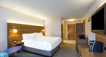 Holiday Inn Express Hotel Howe / Sturigs Room Type - 1 King Standard