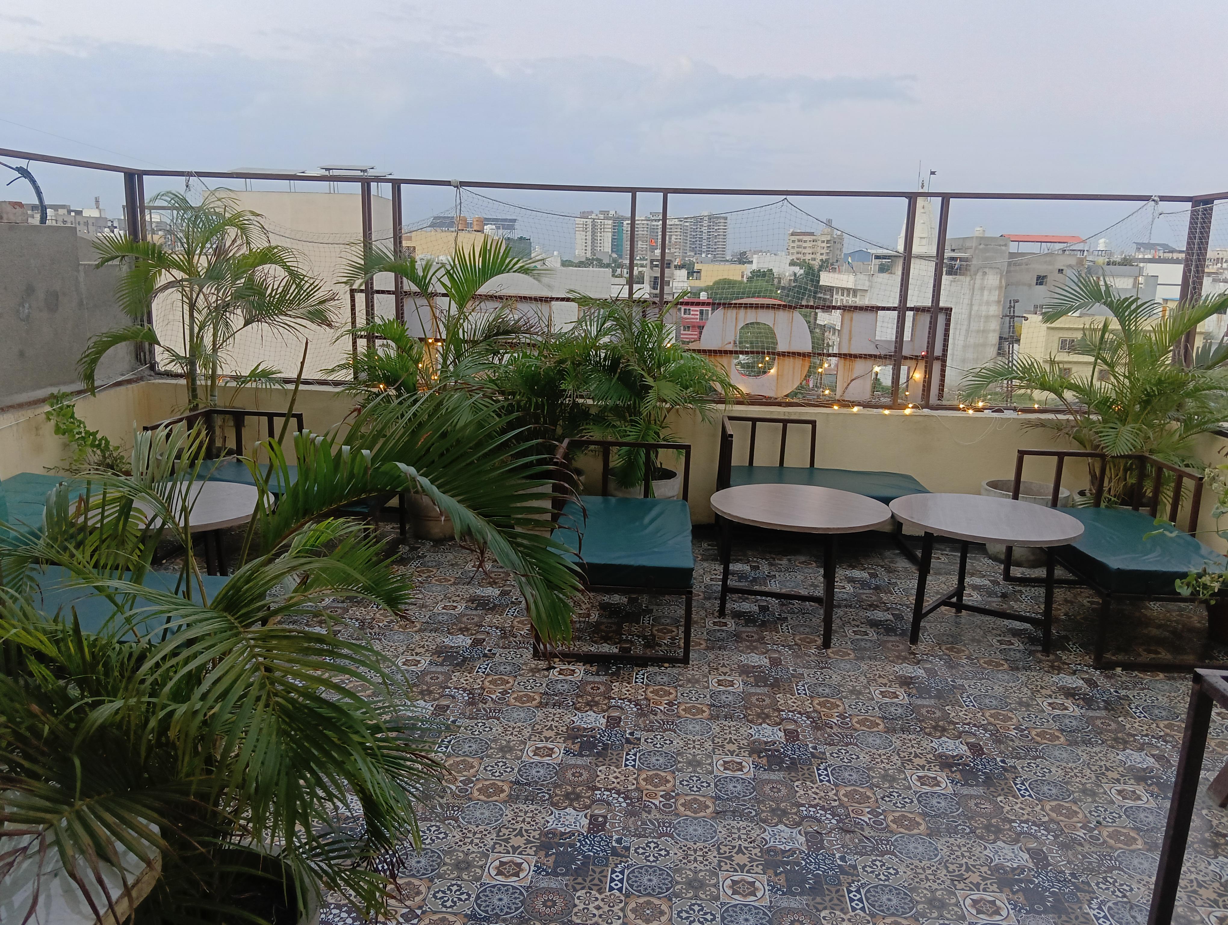 Acu Hotels Minakshi - Tap to explore photos
