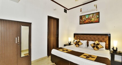 Hotel Sai Sham Room Type - LUXURY AC ROOM