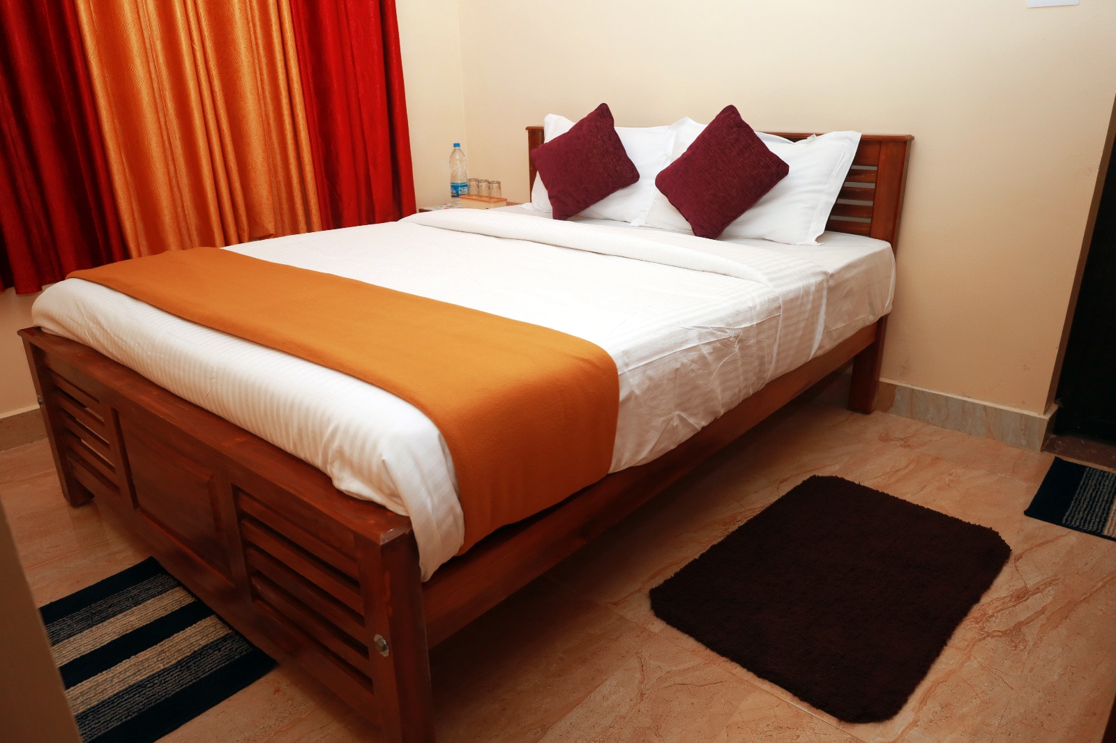 Hill View Homestay - Tap to explore photos