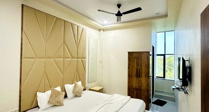 Hotel Gold Palace Room Type - Suite Room