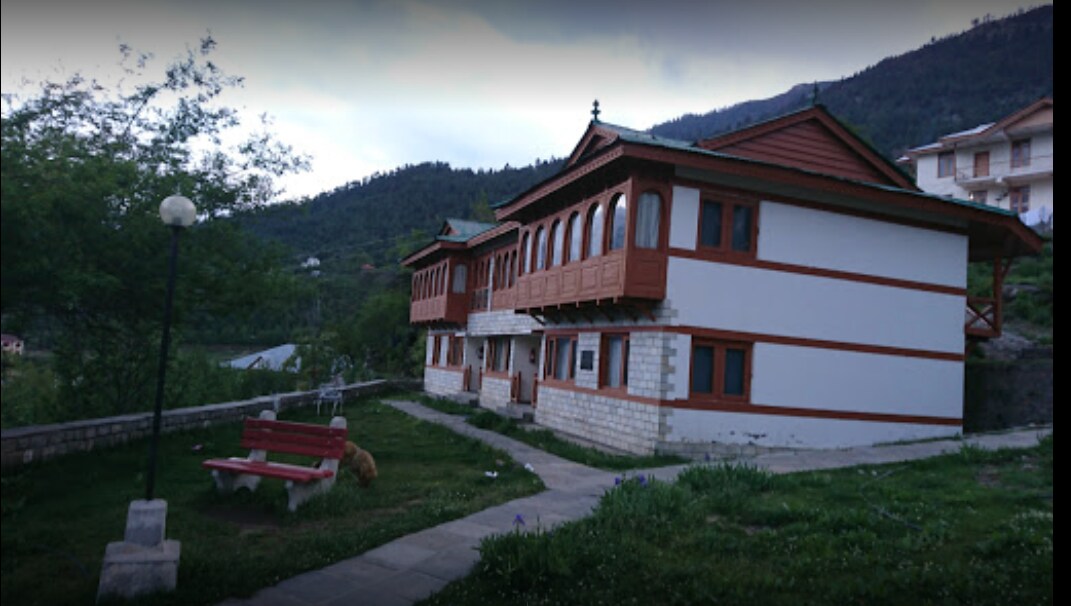 Hotel Mahak Palace - Tap to explore photos