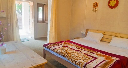Wood Apple Tree Homestay Damna Room Type - Bedroom