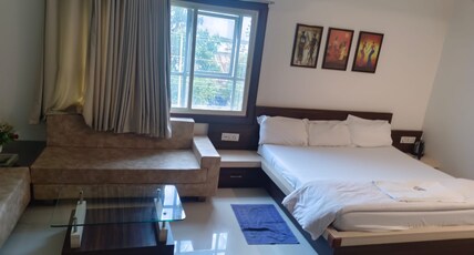 PREM SHREE HOTEL Room Type - LUXURY