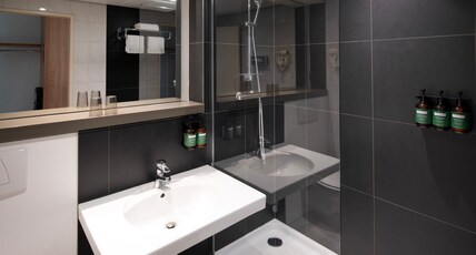 Crowne Plaza Antwerpen Room Type - 2 Queen Standard