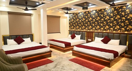 HOTEL ADITYA Room Type - Six Bed Room