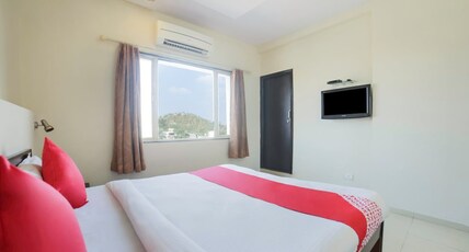 Hotel Shree Vilas Room Type - Standard Double Room